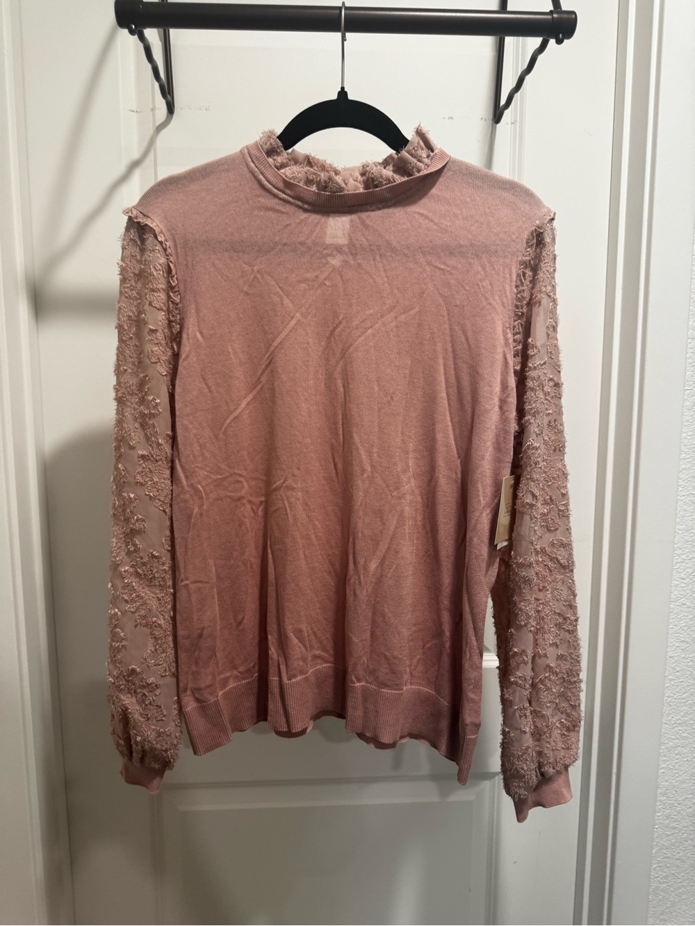 NWT! Size XL 14th & Union Dusty Pink Mock Neck Top with Textured Sleeves